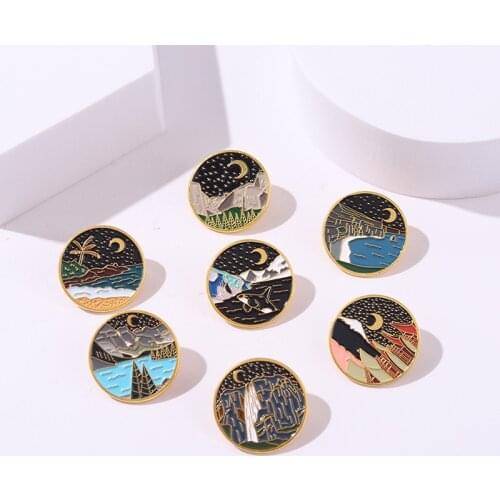 Romantic And Beautiful Night Mountain Landscape Painting Alloy Enamel Brooch Creative Mountain Peak River Badge Jewelry Gift Pin