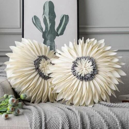 1 Pcs Modern Style Chrysanthemum Shape Pillowcase Round Velvet Hidden Zipper Throw Pillow Cover Soft Skin-Friendly Home Decor