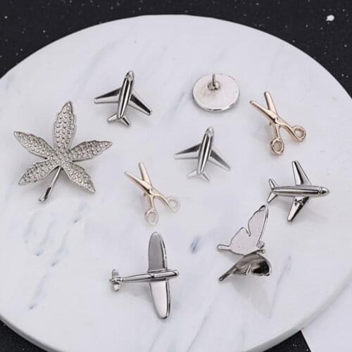 Vintage Simple Alloy DIY Leaf Plane Brooch Breastpin Gold Silver Mens Collar Lapel Pins Suit Accessories Jewelry For Women Gift