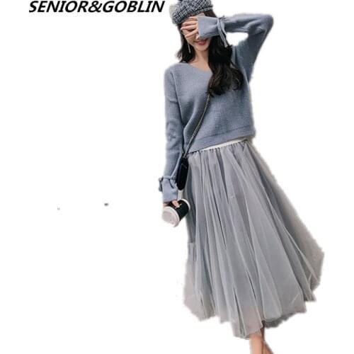New 2019 High Quality Autumn Sexy V-neck Long Sleeve Loose Knitted Sweater+Elastic Waist Gauze Skirt 2 Piece Set Women Suits