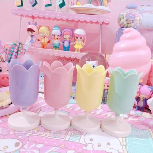 1 Pcs Candy Color Tulip Petal Shape Plastic Pencil Pen Holders Student Desktop Storage Box Cosmetic Case Container Stationery