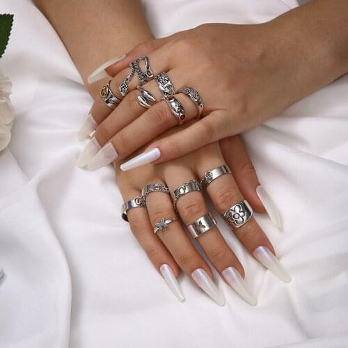Punk Silver Color Frog Snake Butterfly Chain Ring Set Vintage Women Midi Knuckle Phalanx Rings Gothic Stackable Ring Jewelry Set