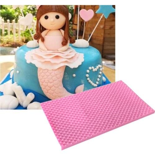 Flip Sugar DIY Baking Tool Mermaid Tail Scale Liquid Silicone Mold G029
