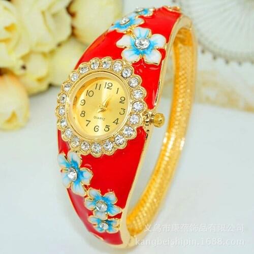Women Brand Luxury Sun Flower Bracelet Gold Dress Watch Folk Style Lady Gold Bangle Enamel Diamond Bracelet Quartz Wristwatch