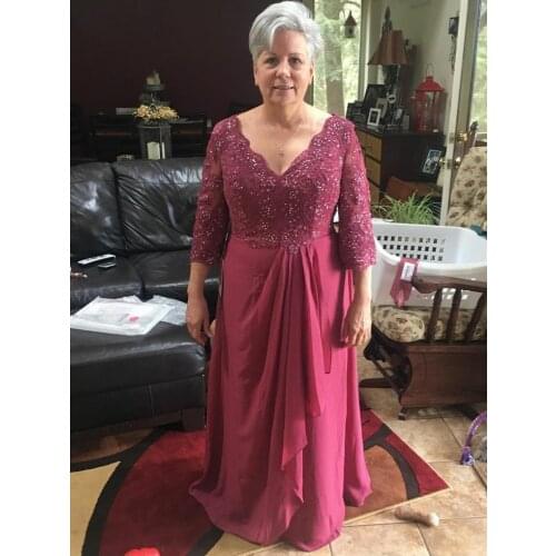 Elegant Long Lace Mother of the Bride Dresses with Sleeve V-Neck Floor Length Chiffon Wedding Party Gowns for Women