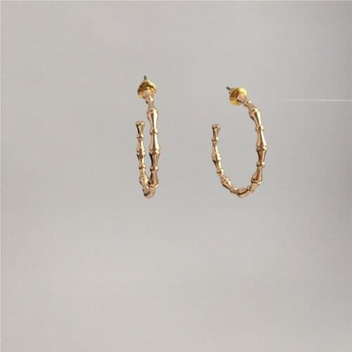 TRENDY EARRINGS GOLD RHODIUM COLOR PLATING BAMBOO SHAPE HOOP EARRING FOR WOMEN