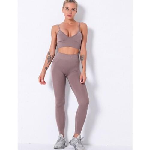 2021 Seamless Knitted Net Red Sports Yoga Bra Two Piece High Waist Hip Lifting Fitness Suit