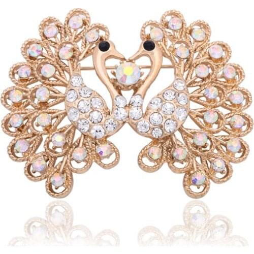 Mziking new Fashion Jewelry Gold animal peacock brooch Rhinestone Channel Brooch white peacock brooches for women dress X1535