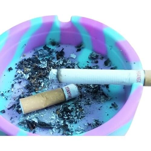 Eco-Friendly Silicone Soft Round Ashtray Ash Tray Holder PLuminous Portable Fluorescent Ashtray Anti-Scalding Cigarette Holder