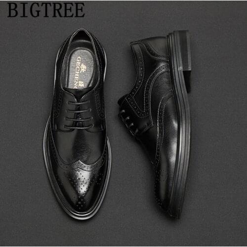 Luxury Men Shoes Leather Brogue Shoes Men Formal Brown Dress Italian Brand Pointed Mens Dress Shoes Coiffeur Calzado Hombre Buty
