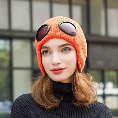 Winter 2020 New Pilot Glasses Thickened Warm Outdoor Versatile Ear Protector Knitted Hat Woman