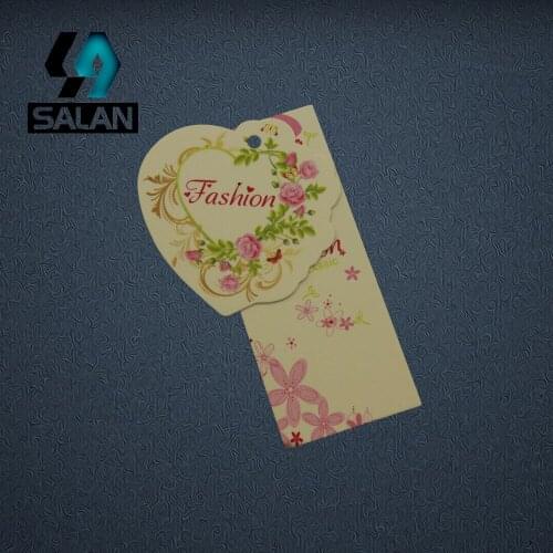 Wholesale Customize Letters Logo in Font Hang tag Logo Garment Label customized 700 gsm paper Hang tags GTGT022