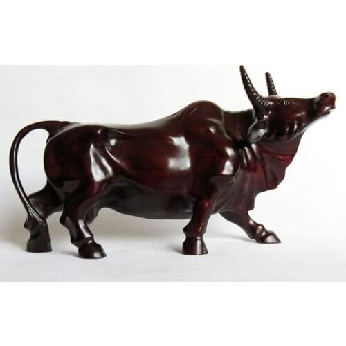 T rosewood woodcarving and feng shui ornaments Zodiac new bull cattle fortune Home Furnishing decoration woodcarving cattle