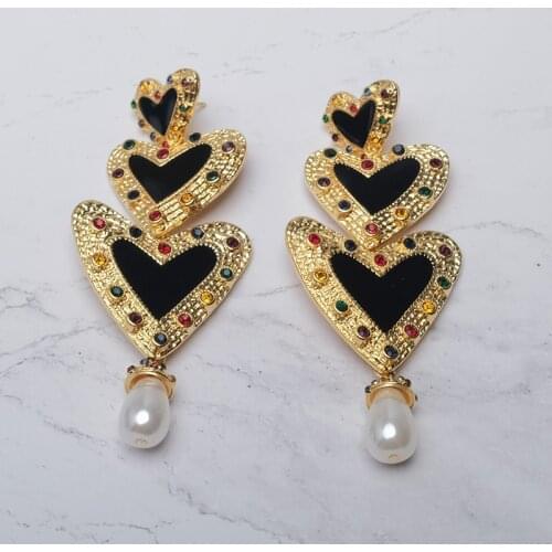 Amorita boutique Love design fashion pearl drop earrings