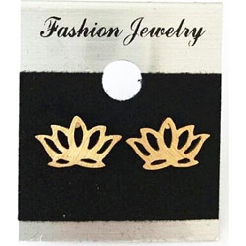 GORGEOUS TALE Women's Gold Earrings