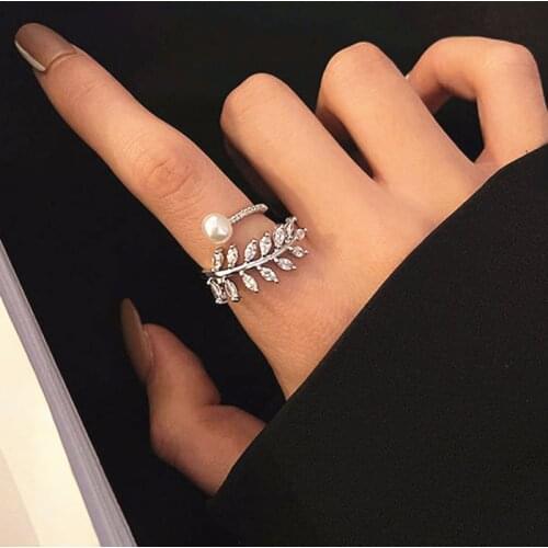 Leaf Shaped Open Ring for Women Cold Wind Design Luxury Zircon Index Finger Rings Fashion Adjustable Hand Jewelry Decoration