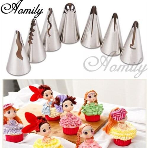 Aomily 7pcs/Set Russian Skirt Icing Piping Nozzles Decorating Tips Tools Kit Flower Bakery Cake Baking Decorating Tools Bakeware