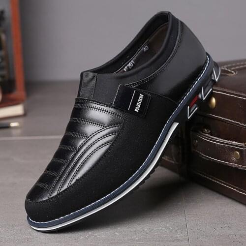 Big Size Men Casual Shoes Slip On Fashion Business Casual Shoes Men Loafers Spring Breathable Hot Sale Casual Men Shoes Black