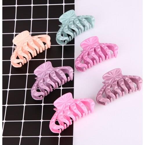 9cm Hair claws Hairpins Trendy Hair Clip For Women Girl Accessories Hair 6 different color ACC27