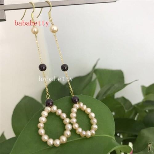 Fashion new elegant natural garnets freshwater pearl handmade 3-4MM pink pearl swing earrings