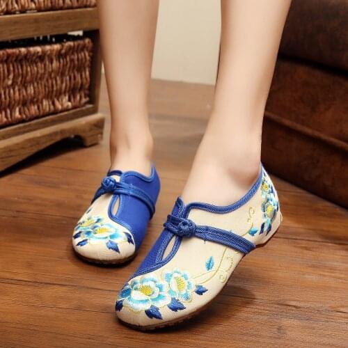Blue + white Big Size 41 Ballerinas Dancing Shoes Women Peacock Embroidery Soft Sole Casual Shoes Beijing Cloth Walking Flats