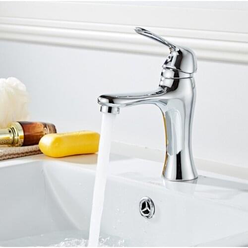 Wholesale Bathroom Basin Sink Faucet Chrome Single Handle Kitchen Tap Faucet Mixer hot and cold water hose Chrome Finished