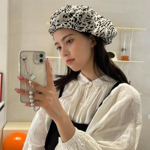 Spring Autumn Hats For Women Fashion Cow Pattern Beret Women Vintage Painter Flat Cap Feminina Warm Cap Outdoor Present Gorros