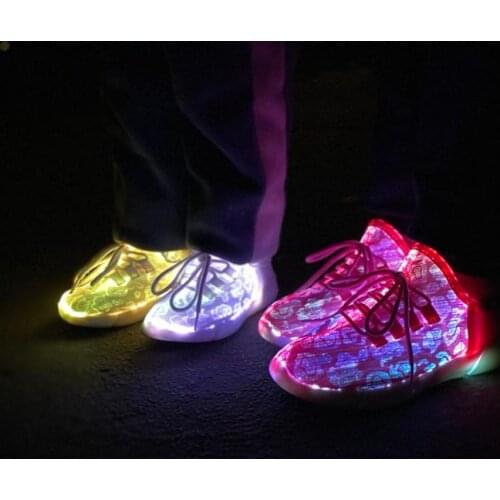 2020 High Tech New Led Fiber Optic Shoes for girls boys USB Recharge glowing Sneakers light up shoes happy shoes for kids