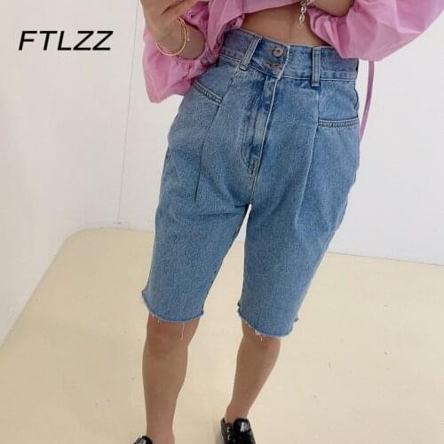 Woman Knee Length Casual Jeans Summer High Waisted Streetwear Shorts Korean Denim Bottoms Button Jeans