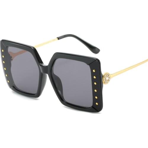 Women Square Diamond Sunglasses European Luxury Brand Design New Black Blue Mirror Shades Oversized Elegant Sun Glasses Ins Hot