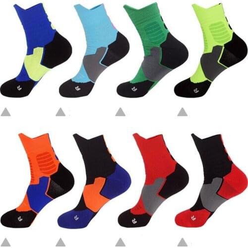 2pcs Sport Socks Unisex Cycling Socks Running Basketball Bike Footwear for Road Bike Socks Kids Men Women Santa Stockings