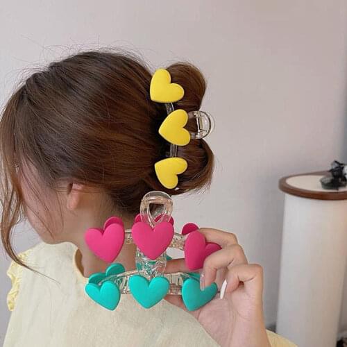 Fashion Korean Hair Claws Women Candy Colors Hair Crab Clamps Hairdress Solid Hairpins Love Shaped Hair Accessories Headwear