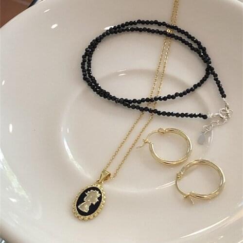 VSnow Vintage Gold Color Queen Portrait Coin Pendant Necklace for Women Exquisite Linked Circle Chokers Necklaces Charms Jewelry