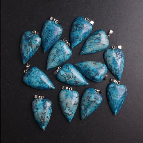 50pcs Women Fashion Style Blue Crazy Agates Natural Stone Necklace Pendant Healing Quartz Charms for Jewelry Accessories Making