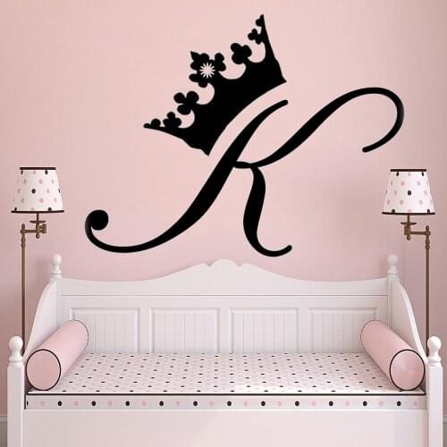 Personality Initial wall sticker for kids girl rooms decoration Princess Crown Initial Letter Decal Vinyl home decor HY354