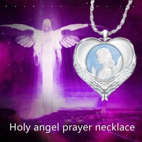 Exquisite Fashion Angel Embossed Wing Necklace Holy God Blessing Pendant Chain Necklace Pendant Anniversary Gift Ladies Jewelry