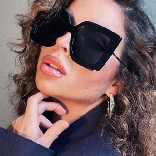 Luxury Brand Womens Black Square Sunglasses 2021 Classic Vintage Metal Frame Gradient Female SunGlasses Fashion Shades UV400