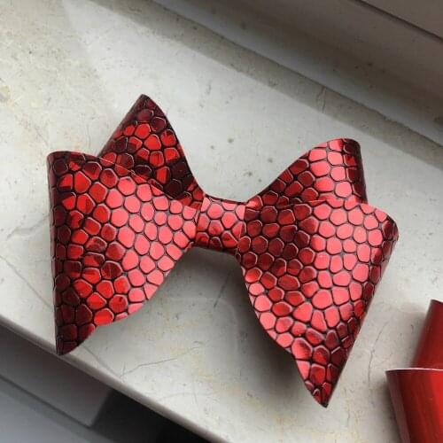 Pinch bow cutting die SMR-bow0052