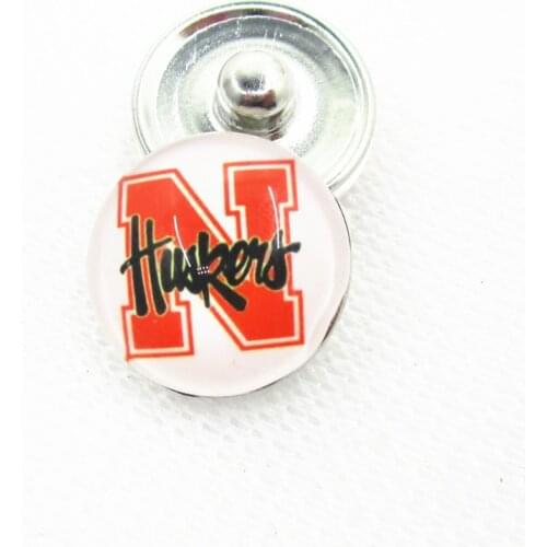 20pcs/lot University of Nebraska US Huskers Snap Button for 18mm Sports Teams Snap Bracelet&Bangles DIY Snap Jewelry Charms