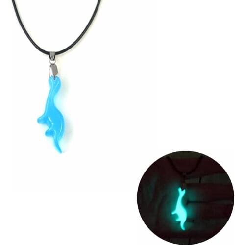 Dinosaur necklace, fashionable light absorbing and shiny jewelry, special birthday gift for daily wear