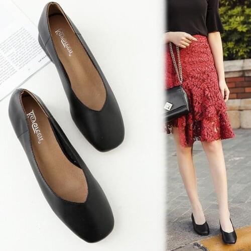 2 pcs Shoes Chunky Soft Female Shallow Mouth Style 'S Versatile Semi-high Heeled Spring Shoes with a pair of insoles lykj-yx
