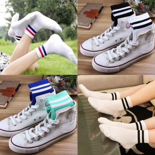 Fashion Funny Cute High School Girls Cotton Loose Two Striped Women Socks Hip Hop Skate Short Harajuku Female Art Retro Socks