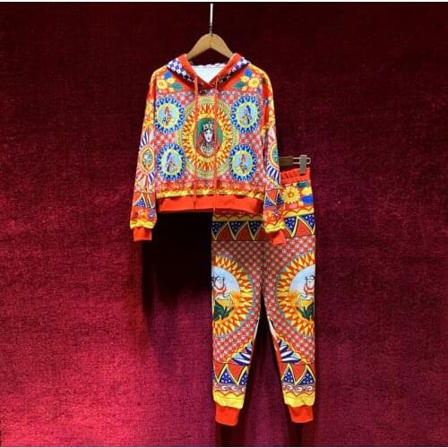 European and American womens autumn 2021 new Long sleeve hoodie vintage court print hoodie Nine minutes of pants Fashion suit