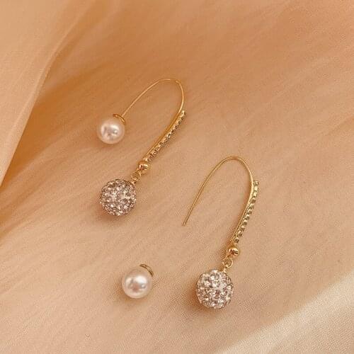 High design sense of personality small pearl ear hook earrings South Korea East gate super fairy temperament fashion earrings