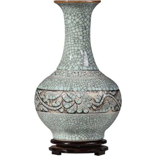 Jingdezheng Antique sculpture crack Vase Porcelain Vase Collection of Ancient Porcelain Made in Mingqing Dynasty