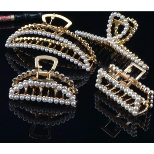 Korean large metal hair claw clips pearl catch hair clip back head shark clip bath plate hair accessories for women