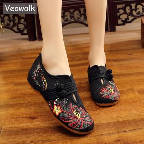 Veowalk Handmade Flower Embroider Ballet Flats Shoes Chinese Embroidered Shoes Loafers Oxford Shoes for Women Big Size 34-43
