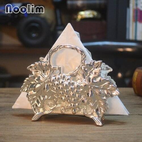 Fine Grape Pattern European Tissue Holder High Quality Metal Paper Towel Storage Rack Napkin Holder Home Organizer Accessories