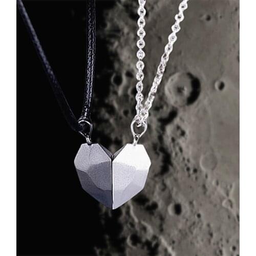 2Pcs Magnetic Couple Necklace Lovers Heart Pendant Distance Faceted Charm Necklace Women Broken Heart Distance Lover Jewelry