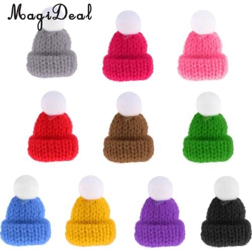 Lovely Miniature Mini Knit Hats for 1:12 Scale Dollhouse Miniature Home Shop Accessories Dolls House Interior Decoration Red